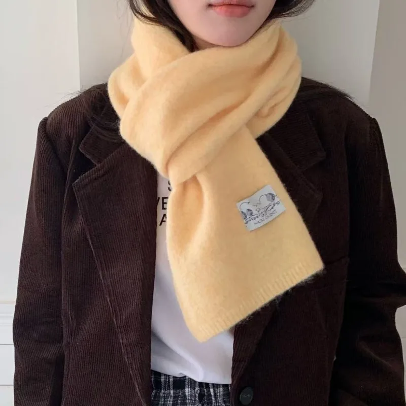 Однотонный вязаный шарф для женщин, зима 202, новая корейская версия, универсальный студенческий шарф для защиты от тепла и шеи
Однотонный вязаный шарф для женщин, зима 202, новая корейская версия, универсальный студенческий шарф для защиты от тепла и шеи
