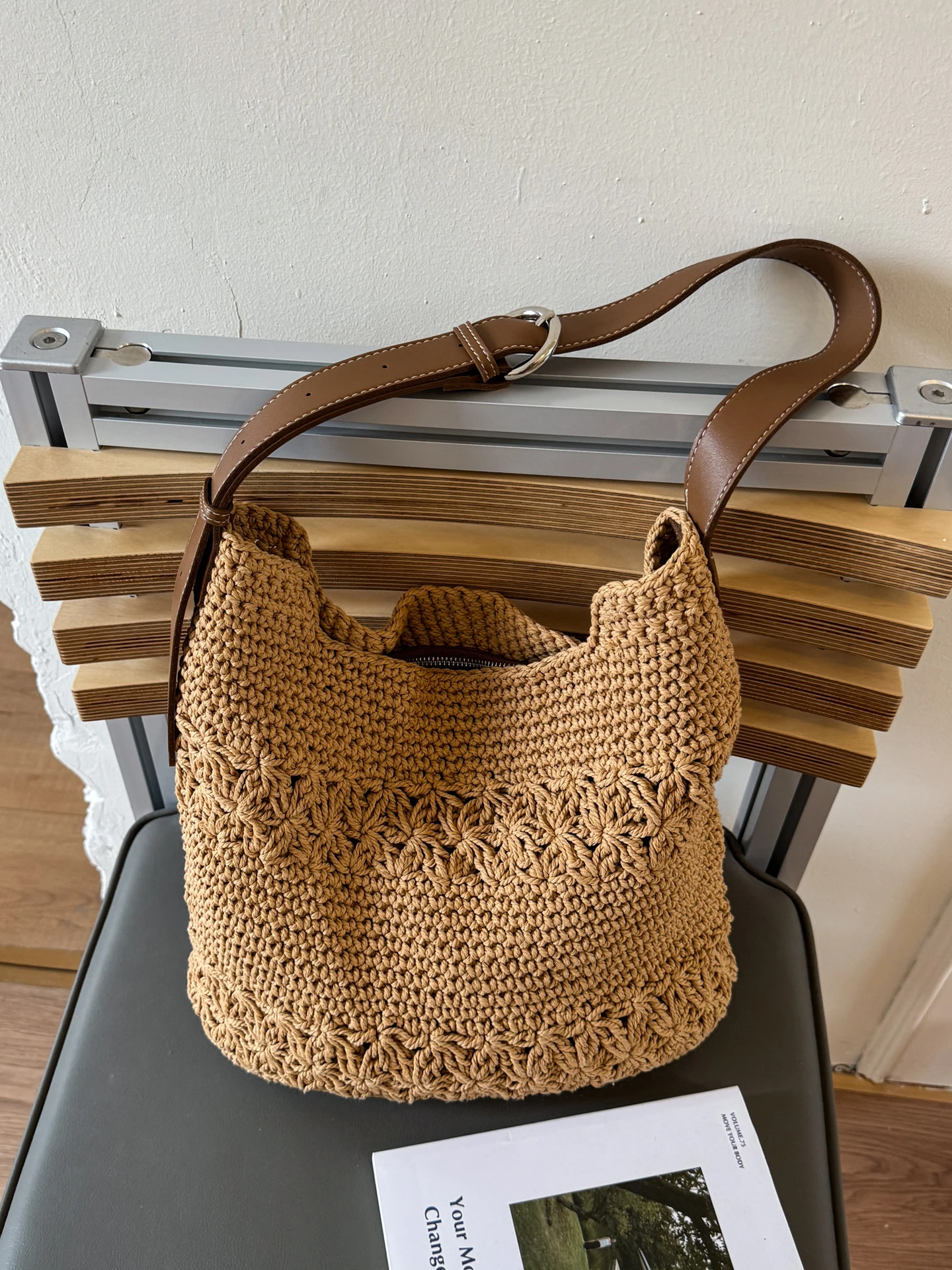 Faionable Women's St Woven Tote Bag Single oulder Crossbody Bag Casual Chic Buet ape Polyester Zipper Closure
Faionable Women's St Woven Tote Bag Single oulder Crossbody Bag Casual Chic Buet ape Polyester Zipper Closure