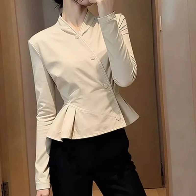 Уникальное осеннее короткое пальто абрикосового цвета для женщин, новинка 2025 года, темпераментная куртка с защемленной талией, топ
Уникальное осеннее короткое пальто абрикосового цвета для женщин, новинка 2025 года, темпераментная куртка с защемленной талией, топ