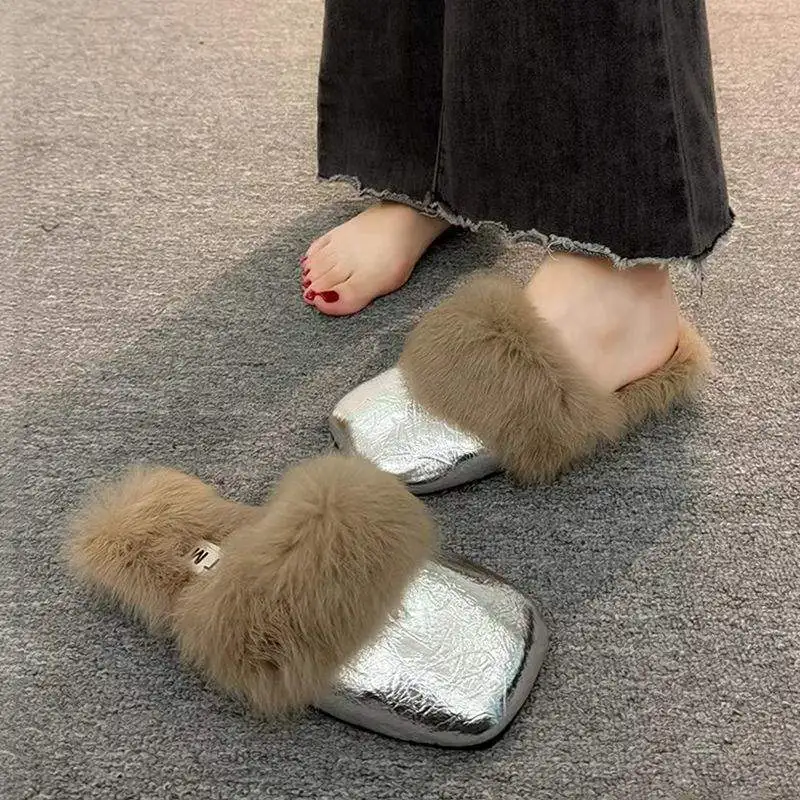 Women's Flat Slippers 2026 Autumn Winter Fashion Outdoor Warm Non Slip Plush Shoes Lightweight Comfortable Casual Half Slippers
Women's Flat Slippers 2026 Autumn Winter Fashion Outdoor Warm Non Slip Plush Shoes Lightweight Comfortable Casual Half Slippers