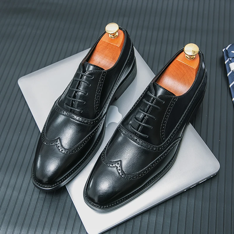 Retro men block shoes European version business fashion brand leather shoes Wedding banquet social shoes men sizes 38-46
Retro men block shoes European version business fashion brand leather shoes Wedding banquet social shoes men sizes 38-46