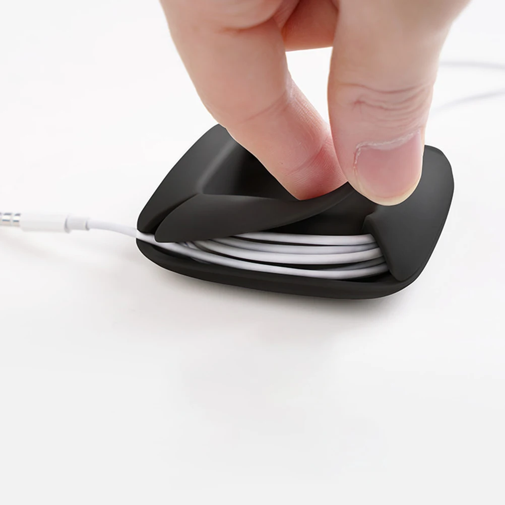 Multi Function Mobile Phone Data Cable Headphone Cable Winder Silicone Wire Take-up Storage Box(Black)
Multi Function Mobile Phone Data Cable Headphone Cable Winder Silicone Wire Take-up Storage Box(Black)