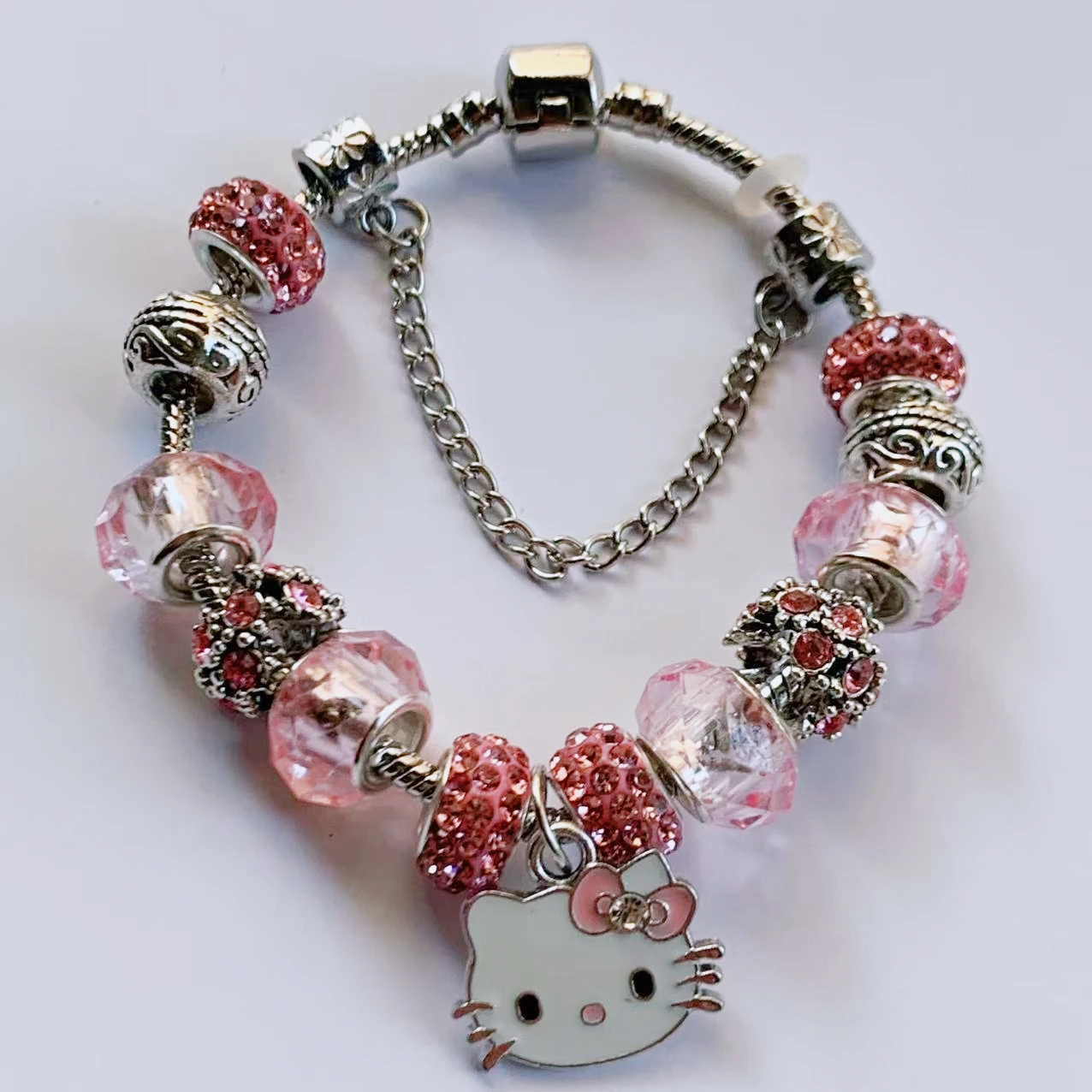 New Sanrio Cute Hello Kitty Bracelet Pink Bead Bead Diamond Bracelet Fashion Jewelry for Girls Holiday Gifts
New Sanrio Cute Hello Kitty Bracelet Pink Bead Bead Diamond Bracelet Fashion Jewelry for Girls Holiday Gifts