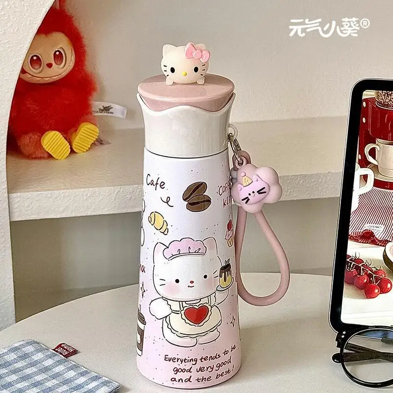 Милая чашка из материала Hello Kittys 316, красивая портативная детская чашка большой емкости, которая поддерживает температуру, модный подарок
Милая чашка из материала Hello Kittys 316, красивая портативная детская чашка большой емкости, которая поддерживает температуру, модный подарок