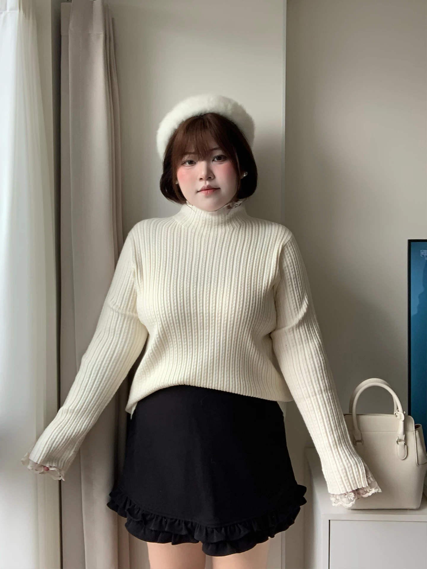 Ele Slim Fit Knitted Sweater Lace Trim f High Collar Base Layer Thiened Cotton Polyester Nylon Blend Knitwear
Ele Slim Fit Knitted Sweater Lace Trim f High Collar Base Layer Thiened Cotton Polyester Nylon Blend Knitwear