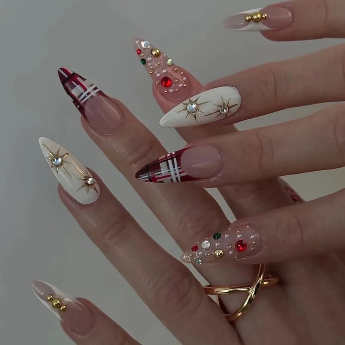 24pcs Fake Nails Sets Fashion Colorful Rhinestone Design Decor Manicure French Plaid Tips Almond False Nail Star Press on Nails
24pcs Fake Nails Sets Fashion Colorful Rhinestone Design Decor Manicure French Plaid Tips Almond False Nail Star Press on Nails