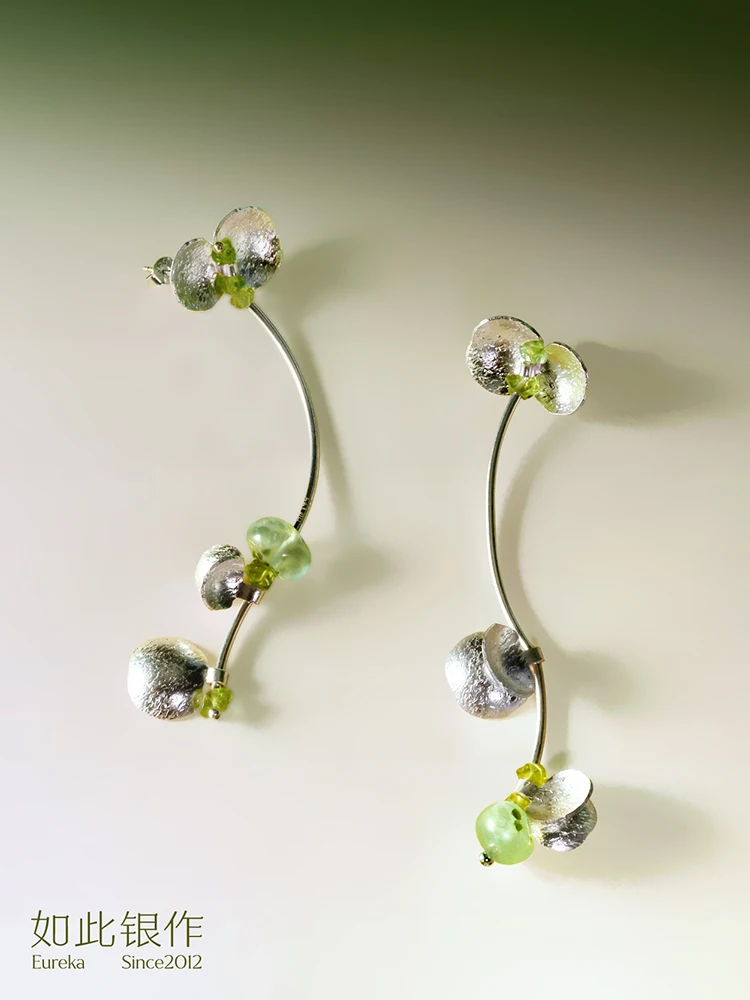 Spring Olive Stone Earrings Original Design Pure Silver Natural Artistic Cold Style Multi-Wear Women Luxury S990 Silver Jewelry
Spring Olive Stone Earrings Original Design Pure Silver Natural Artistic Cold Style Multi-Wear Women Luxury S990 Silver Jewelry