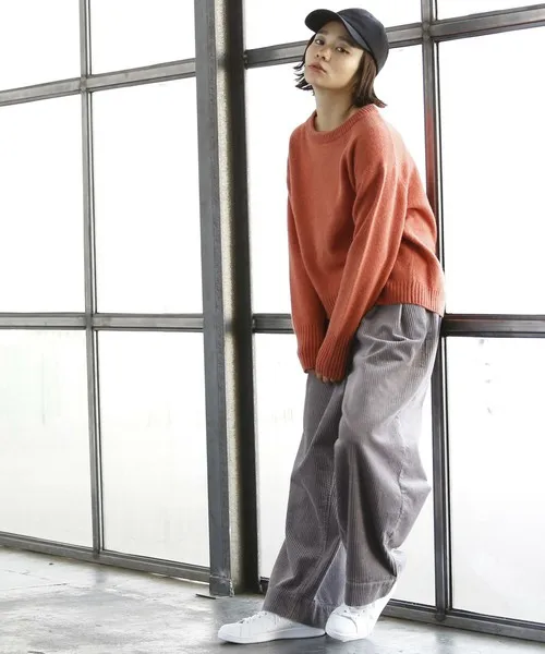 Новые женские зимние брюки 2025 года с высокой талией, широкими штанинами, из хлопка, повседневные, комфортные, универсальные, из вельветовой ткани, для женщин
Новые женские зимние брюки 2025 года с высокой талией, широкими штанинами, из хлопка, повседневные, комфортные, универсальные, из вельветовой ткани, для женщин