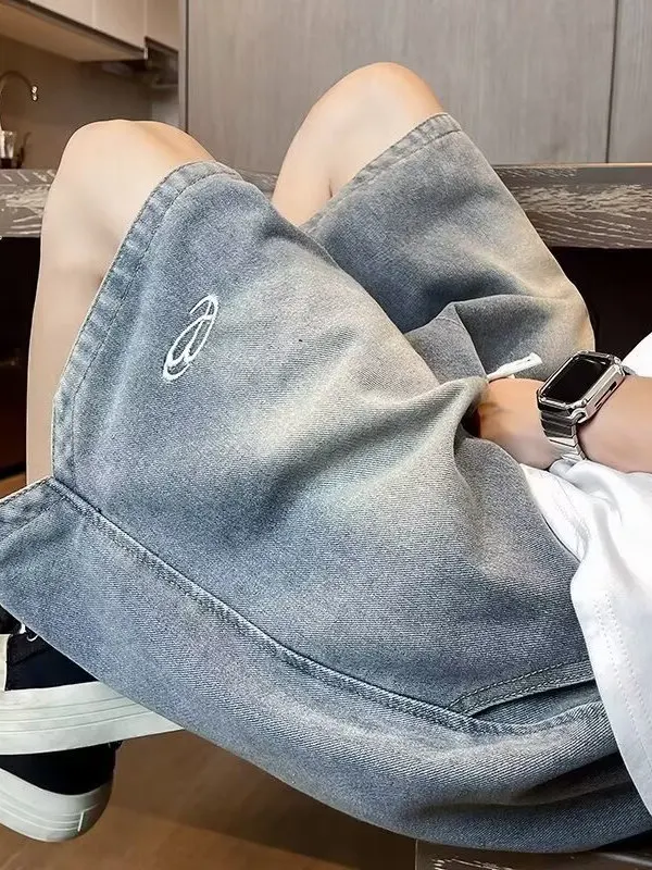 Waed Elastic Waist Denim orts Men Summer Trendy American Retro Loose Straight Leg High Street Five-Quarter Mid-Pants
Waed Elastic Waist Denim orts Men Summer Trendy American Retro Loose Straight Leg High Street Five-Quarter Mid-Pants
