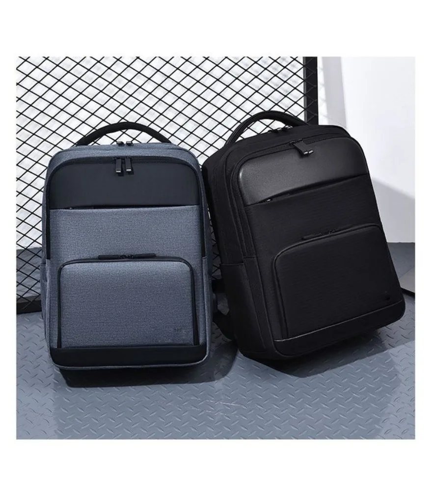 Dark gray black top patch laptop backpack anti splash compact design for business daily work short weekend travel
Dark gray black top patch laptop backpack anti splash compact design for business daily work short weekend travel