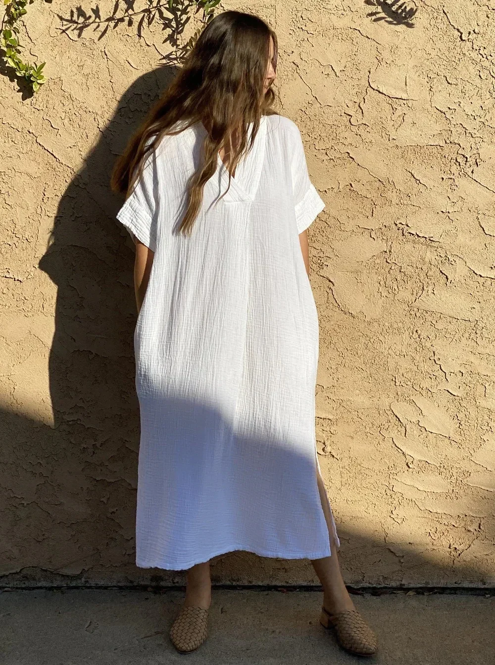 Beach Cover-ups for Women 2025 Solid Color Sexy V-neck Short Sleeve Loose Long Robe Dress Sun Protection Beachwear PZMZ09
Beach Cover-ups for Women 2025 Solid Color Sexy V-neck Short Sleeve Loose Long Robe Dress Sun Protection Beachwear PZMZ09