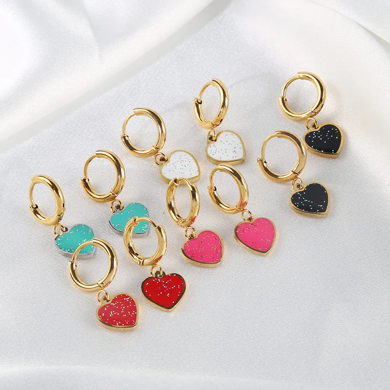 European and American earrings fashion heart-shaped stainless steel ear buckles simple and versatile temperament jewelry gift
European and American earrings fashion heart-shaped stainless steel ear buckles simple and versatile temperament jewelry gift