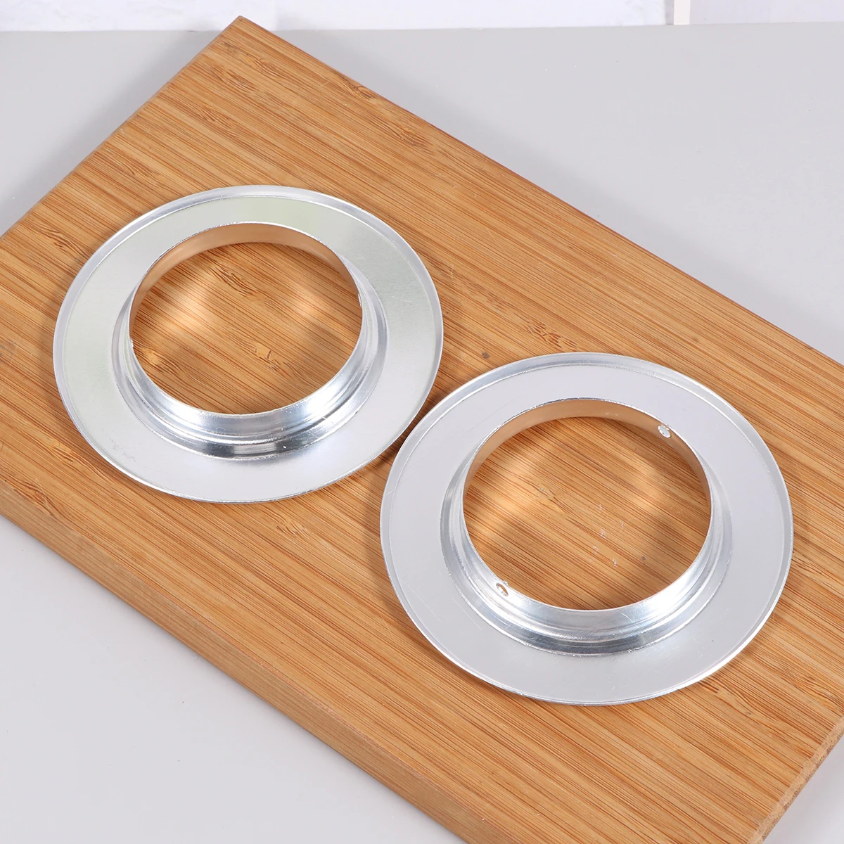 Wooden Bird Nest Anti Bite Ring For Parrot Golden Conure Breeding Box Protective Ring Durable Replacement Parts Prevent Damage 
Wooden Bird Nest Anti Bite Ring For Parrot Golden Conure Breeding Box Protective Ring Durable Replacement Parts Prevent Damage