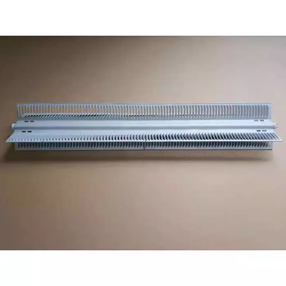 1Pcs 625mm230V2KW92 Airfoil Aluminum Finned Tube Heater Heater Skirting Line RX Type Integrated Heating Element For This
1Pcs 625mm230V2KW92 Airfoil Aluminum Finned Tube Heater Heater Skirting Line RX Type Integrated Heating Element For This