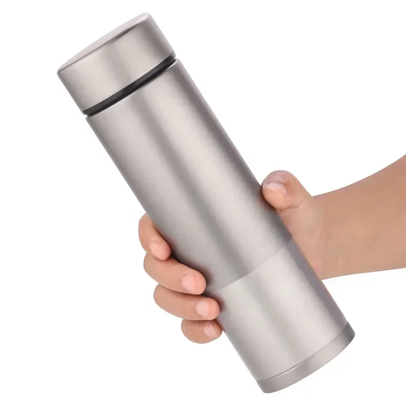 Titanium Ultralight 450ml Leakproof Outdoor Camping Hiking Sports Water Bottle with Insulating Thermal Sleeve and Clip Loop Lid
Titanium Ultralight 450ml Leakproof Outdoor Camping Hiking Sports Water Bottle with Insulating Thermal Sleeve and Clip Loop Lid