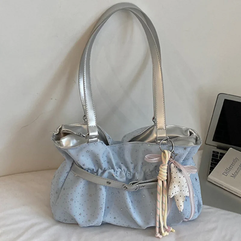 Korean Star Print Pleated Tote Bag Large Capacity Women Shoulder Bag Fashion Belt Buckle Design Commuter Handbag With Pendant
Korean Star Print Pleated Tote Bag Large Capacity Women Shoulder Bag Fashion Belt Buckle Design Commuter Handbag With Pendant