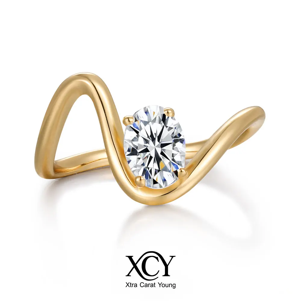 XCY D Color VVS1 Moissanite Wave Ring for Women Oval Cut Solitaire Diamond Band Engagement Wedding Jewelry 925 Sterling Silver
XCY D Color VVS1 Moissanite Wave Ring for Women Oval Cut Solitaire Diamond Band Engagement Wedding Jewelry 925 Sterling Silver
