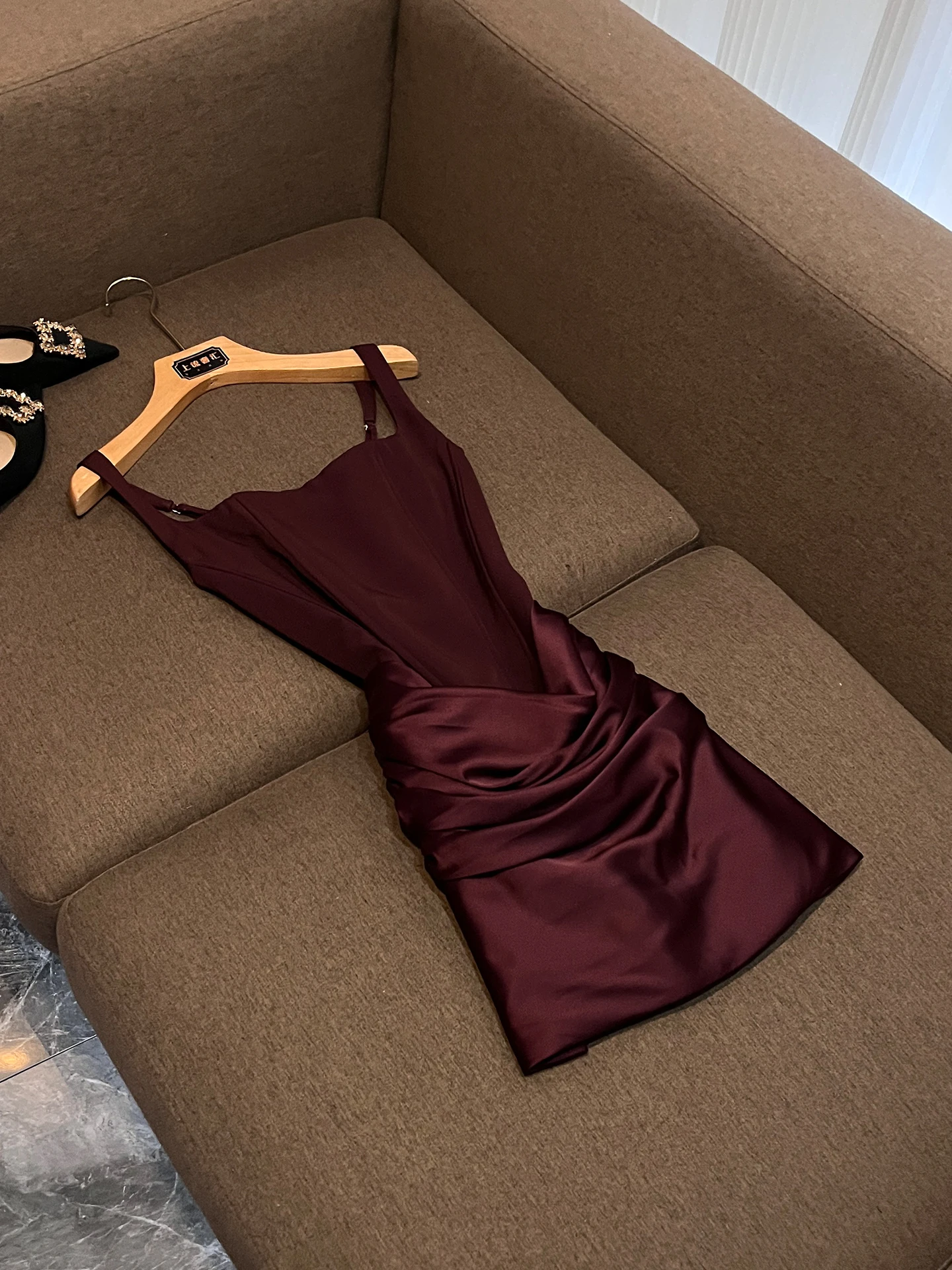 Summer 2026 Luxury Style Strap Women's Slim Fit Waist Cinched Skirt Sexy Spicy Girl Personality Design Sensual Women Dress
Summer 2026 Luxury Style Strap Women's Slim Fit Waist Cinched Skirt Sexy Spicy Girl Personality Design Sensual Women Dress