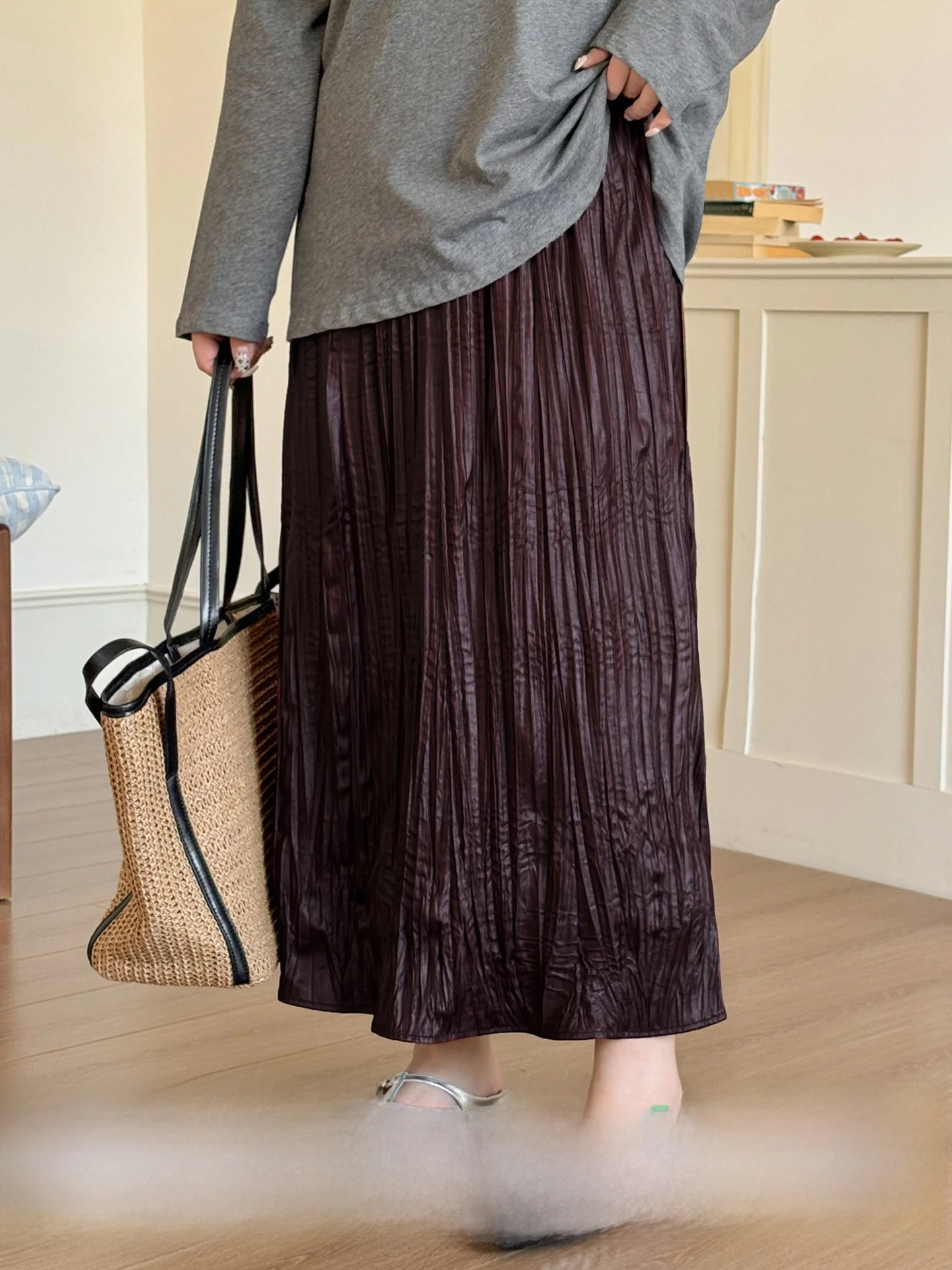 High Waist plus Size Skirt Textured Pleated Loose Meat Concealing Midi Skirt Vintage Style Casual Wear A-Line Silhouette
High Waist plus Size Skirt Textured Pleated Loose Meat Concealing Midi Skirt Vintage Style Casual Wear A-Line Silhouette