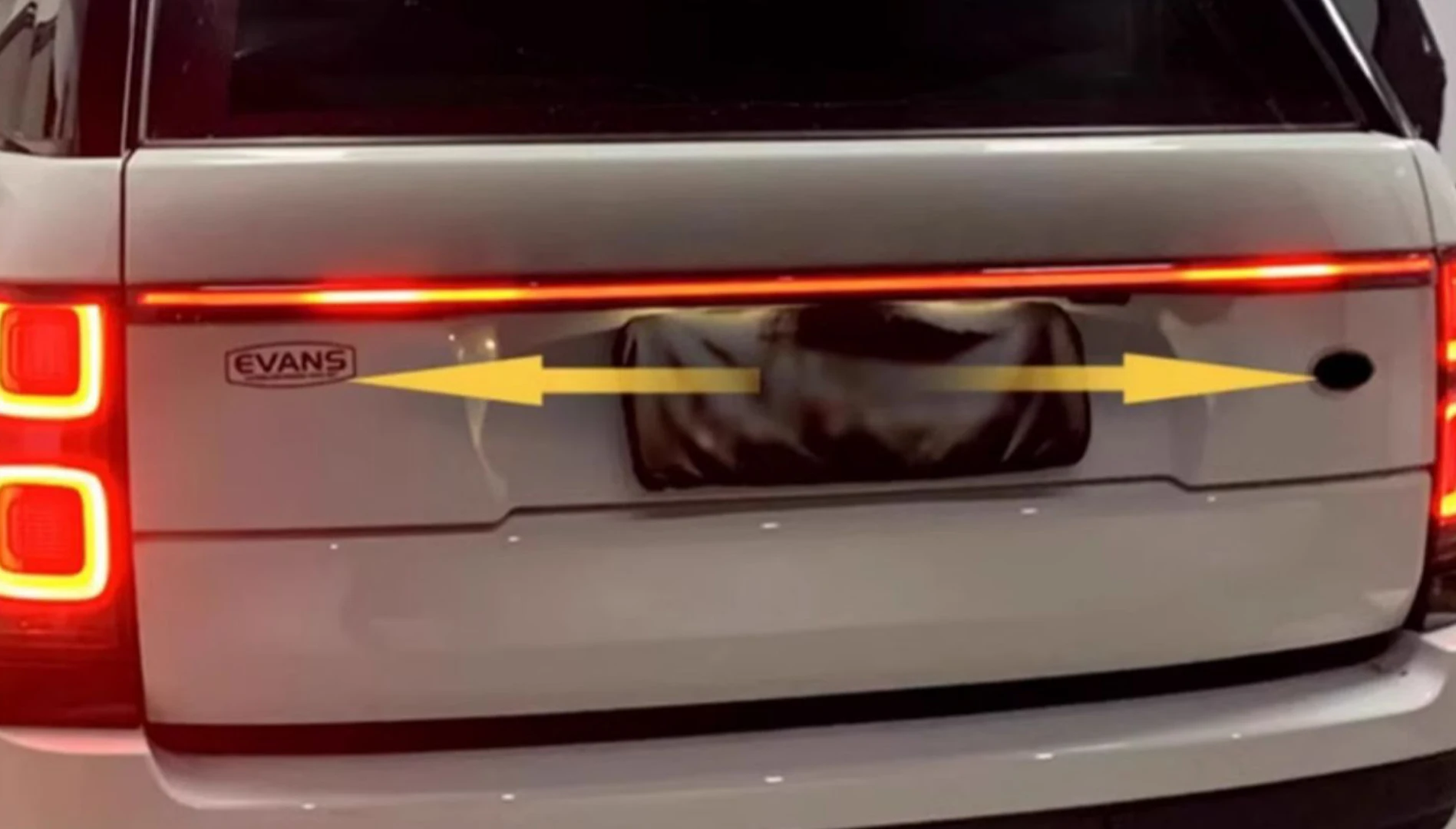 Upgrade LED Tail Lights with Dynamic Turn Signals for 2014-2022 Range Rover Models High-Brightness Red Brake Lens New Condition2
Upgrade LED Tail Lights with Dynamic Turn Signals for 2014-2022 Range Rover Models High-Brightness Red Brake Lens New Condition2
