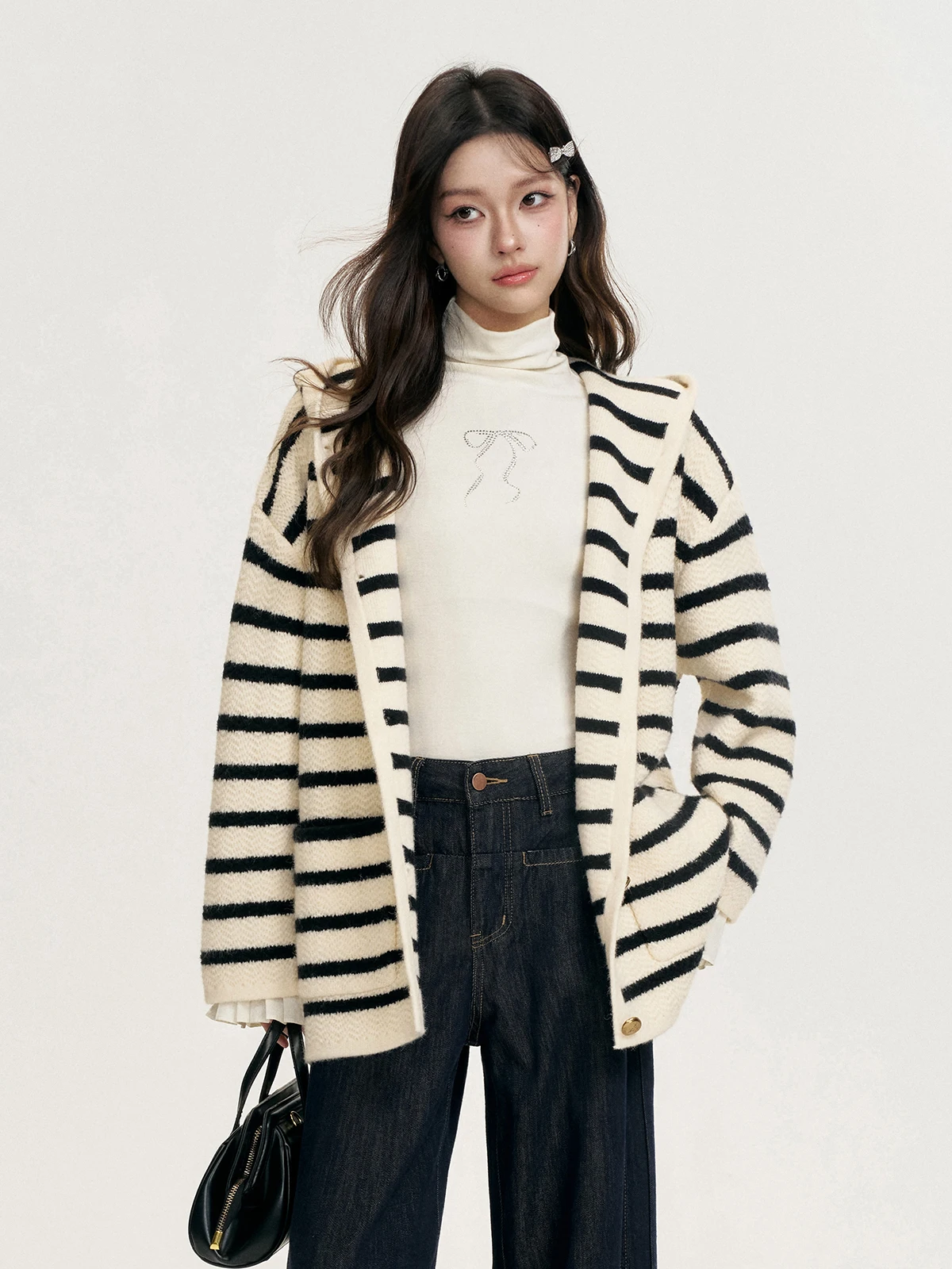 6DEWS женский вязаный повседневный свободный свитер пальто с капюшоном в полоску универсальный удобный длинный топ для отдыха
6DEWS женский вязаный повседневный свободный свитер пальто с капюшоном в полоску универсальный удобный длинный топ для отдыха