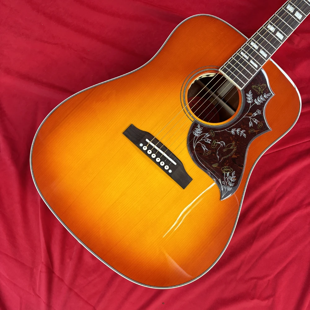 Yellow hummingbird Classical guitarr high-quality hardware, stable tuning, comfortable neck, balanced tone
Yellow hummingbird Classical guitarr high-quality hardware, stable tuning, comfortable neck, balanced tone