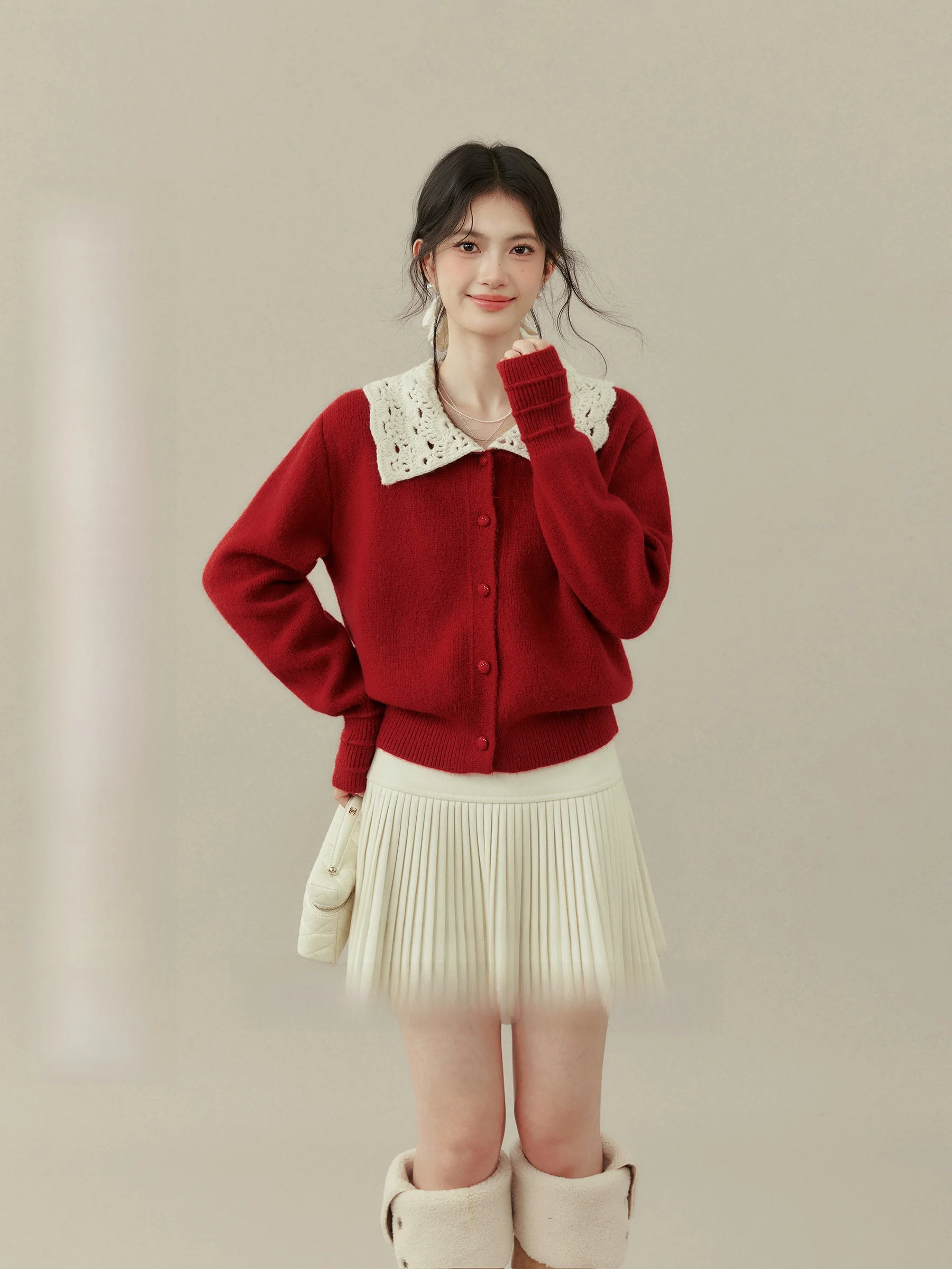 Красный объемный свитер-кардиган Sweet Berry Milk Tea Sle класса люкс, вязаный, для женщин больших размеров, с отложным воротником и ажурными элементами
Красный объемный свитер-кардиган Sweet Berry Milk Tea Sle класса люкс, вязаный, для женщин больших размеров, с отложным воротником и ажурными элементами