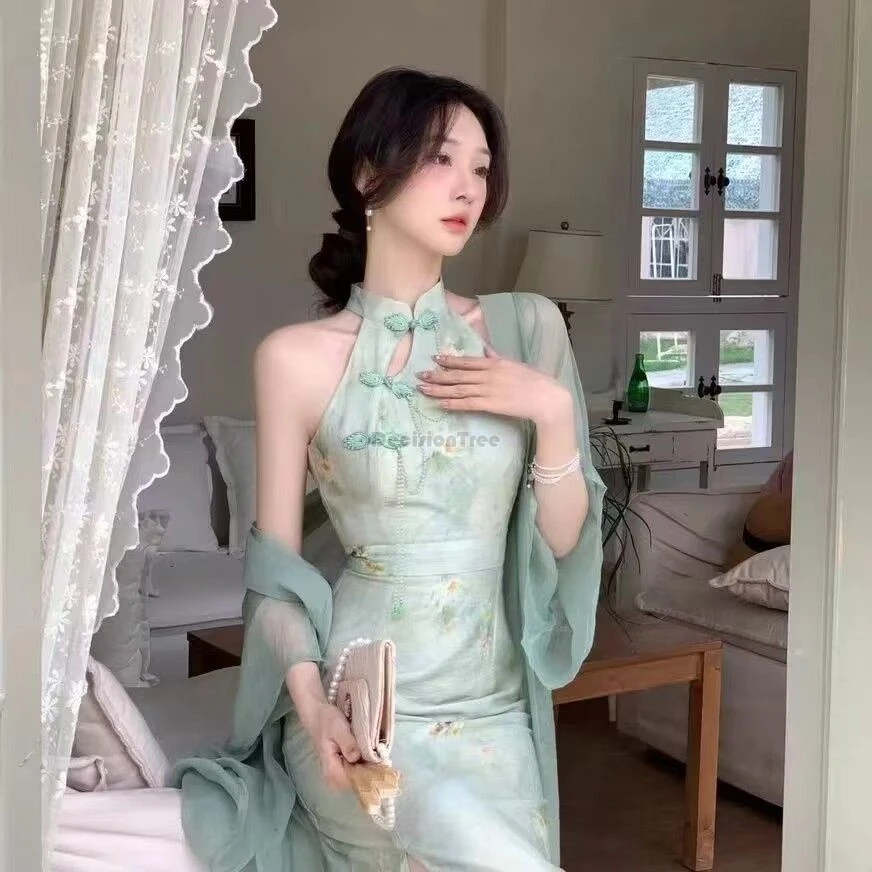 2024 chinese style hanging neck slimming green sleeveless improved printed cheongsam retro elegant women party long qipao dress
2024 chinese style hanging neck slimming green sleeveless improved printed cheongsam retro elegant women party long qipao dress