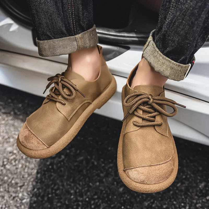New Men's Casual Leather Shoes Retro Trend Big Head Shoes Low Top Lace Up Soft Soled Casual Shoes Versatile Fashion Shoe Men
New Men's Casual Leather Shoes Retro Trend Big Head Shoes Low Top Lace Up Soft Soled Casual Shoes Versatile Fashion Shoe Men