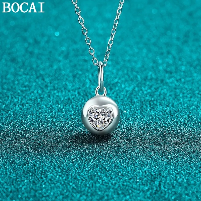 0.5ct Moissanite S925 Silver Necklet Pendant for Women Men Plated Platinum Bezel Setting Love Heart Charm Jewelry Wholesale
0.5ct Moissanite S925 Silver Necklet Pendant for Women Men Plated Platinum Bezel Setting Love Heart Charm Jewelry Wholesale