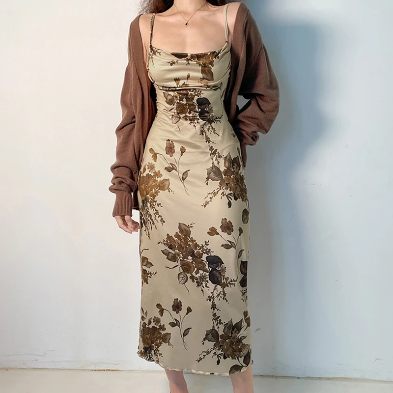 2024 y2k Vintage Strap Dress Retro Floral Print Sleeveless Summer Party Long Dresses for Women 2000s Aesthetic Elegant Ladies
2024 y2k Vintage Strap Dress Retro Floral Print Sleeveless Summer Party Long Dresses for Women 2000s Aesthetic Elegant Ladies