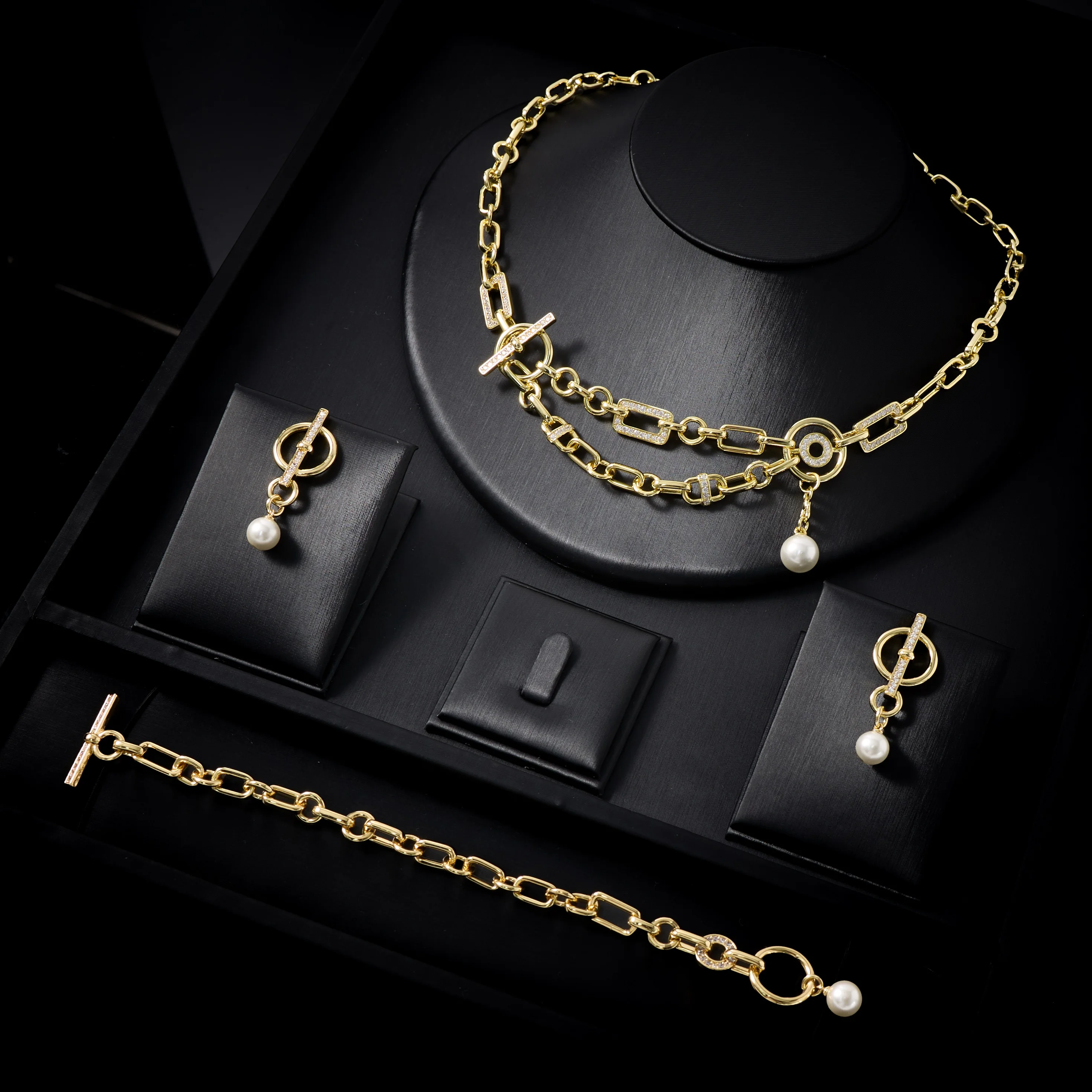 014095 Cuban Chain Jewelry Sets Double Link Pendant with Pearl Necklace Cubic Zirconia Hip Hop Fashion Charm Gift Jewelry
014095 Cuban Chain Jewelry Sets Double Link Pendant with Pearl Necklace Cubic Zirconia Hip Hop Fashion Charm Gift Jewelry