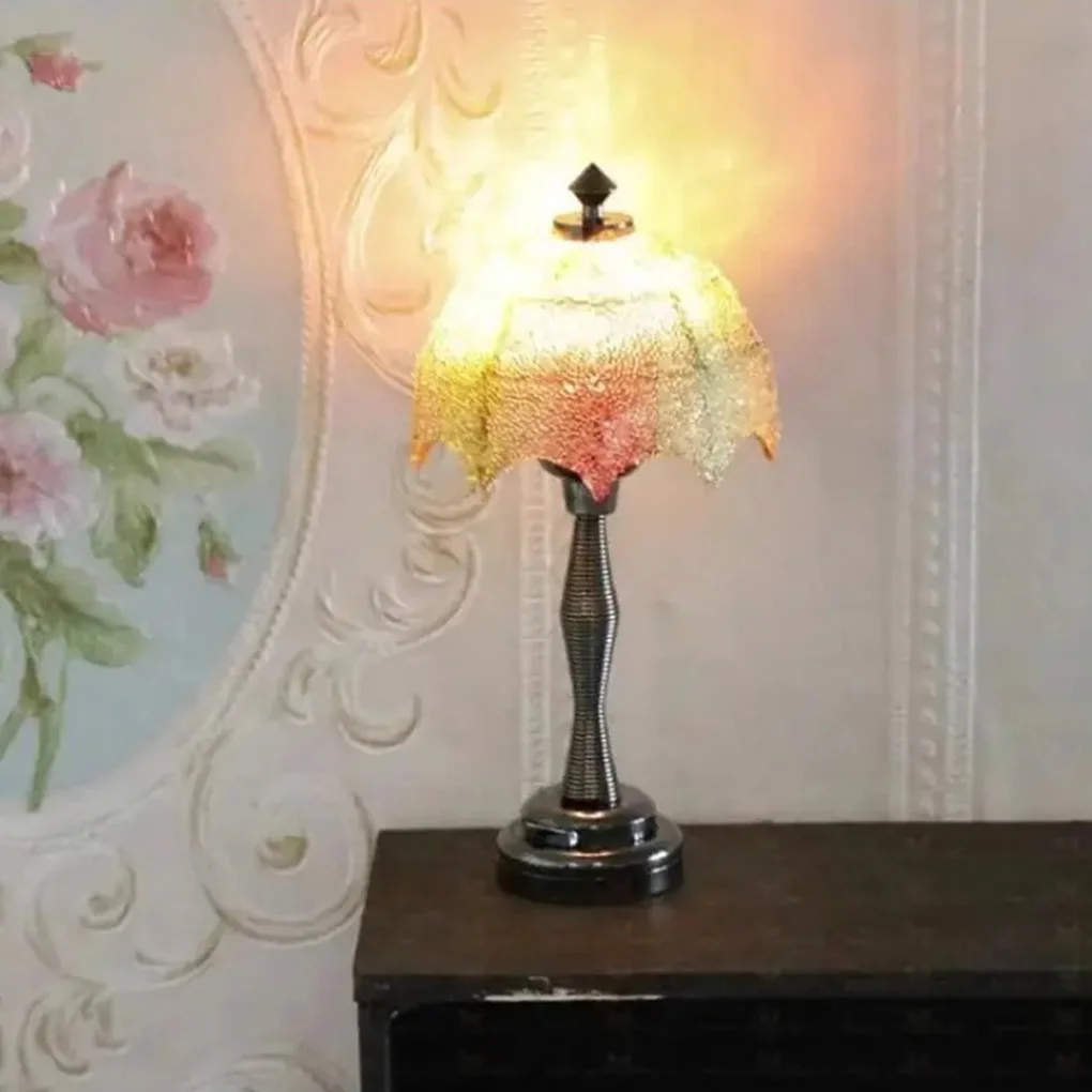 Creative Dollhouse Table Lamp 1/12 Scale Battery Operated Mini Gothic Desk Lamp DIY Warm White LED Wall Sconces Doll House Decor
Creative Dollhouse Table Lamp 1/12 Scale Battery Operated Mini Gothic Desk Lamp DIY Warm White LED Wall Sconces Doll House Decor