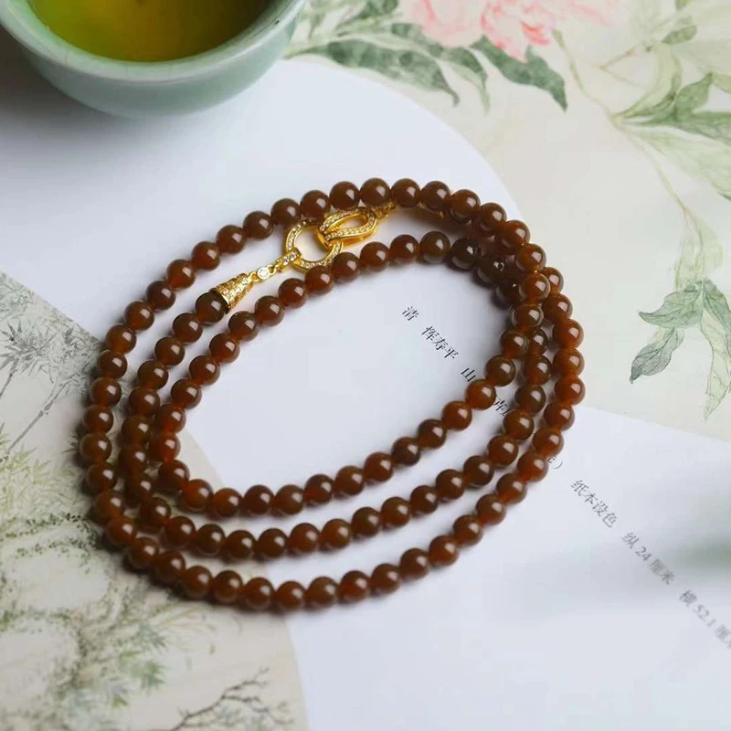 Natural Hotan , Qemuo Material, Full Red Sugar Jade Beads, 108 Bead Chain, Multi-use Style
Natural Hotan , Qemuo Material, Full Red Sugar Jade Beads, 108 Bead Chain, Multi-use Style