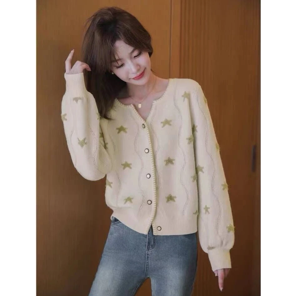 Loose Women's Knitted Cardigan Star Embroidery Bubble Sve Slimming Open Front Long Sve Korean Sle Autumn Faion
Loose Women's Knitted Cardigan Star Embroidery Bubble Sve Slimming Open Front Long Sve Korean Sle Autumn Faion