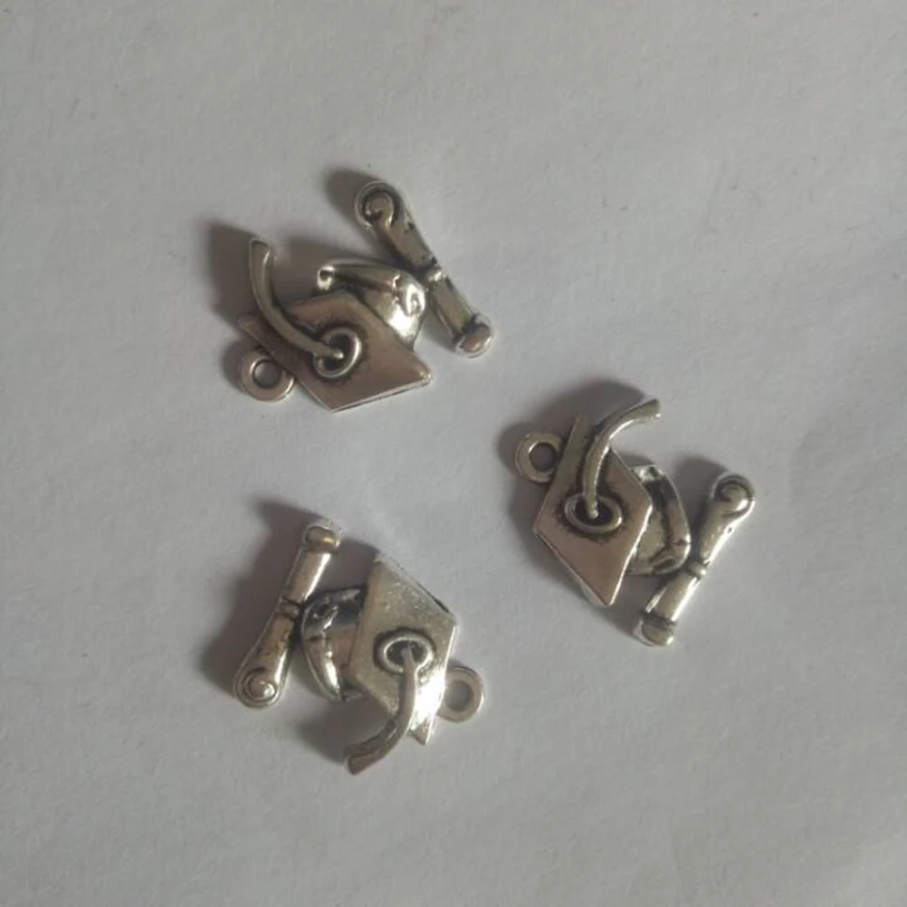 40pcs 17x14mm Alloy Graduation Pendant DIY Jewelry Making Gift Bright Graduation Pendant Future Charm Accessories 
40pcs 17x14mm Alloy Graduation Pendant DIY Jewelry Making Gift Bright Graduation Pendant Future Charm Accessories