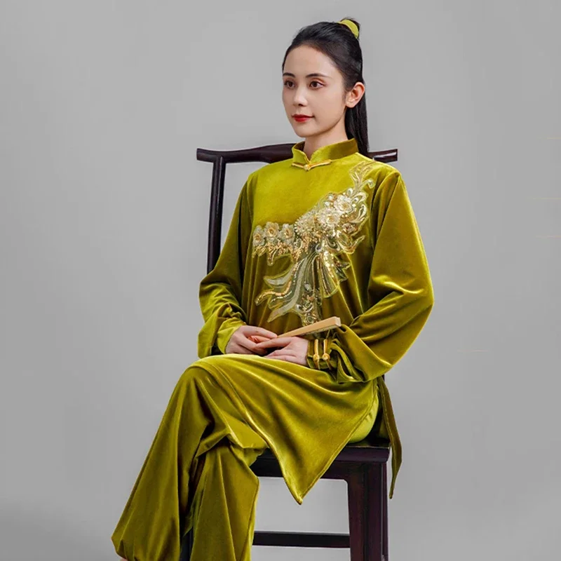 Kun Master Thicken Velvet Taichi Uniform Elegant Winter Martial Arts Suit Embroidery Kung Fu Clothes Taiji for Women
Kun Master Thicken Velvet Taichi Uniform Elegant Winter Martial Arts Suit Embroidery Kung Fu Clothes Taiji for Women