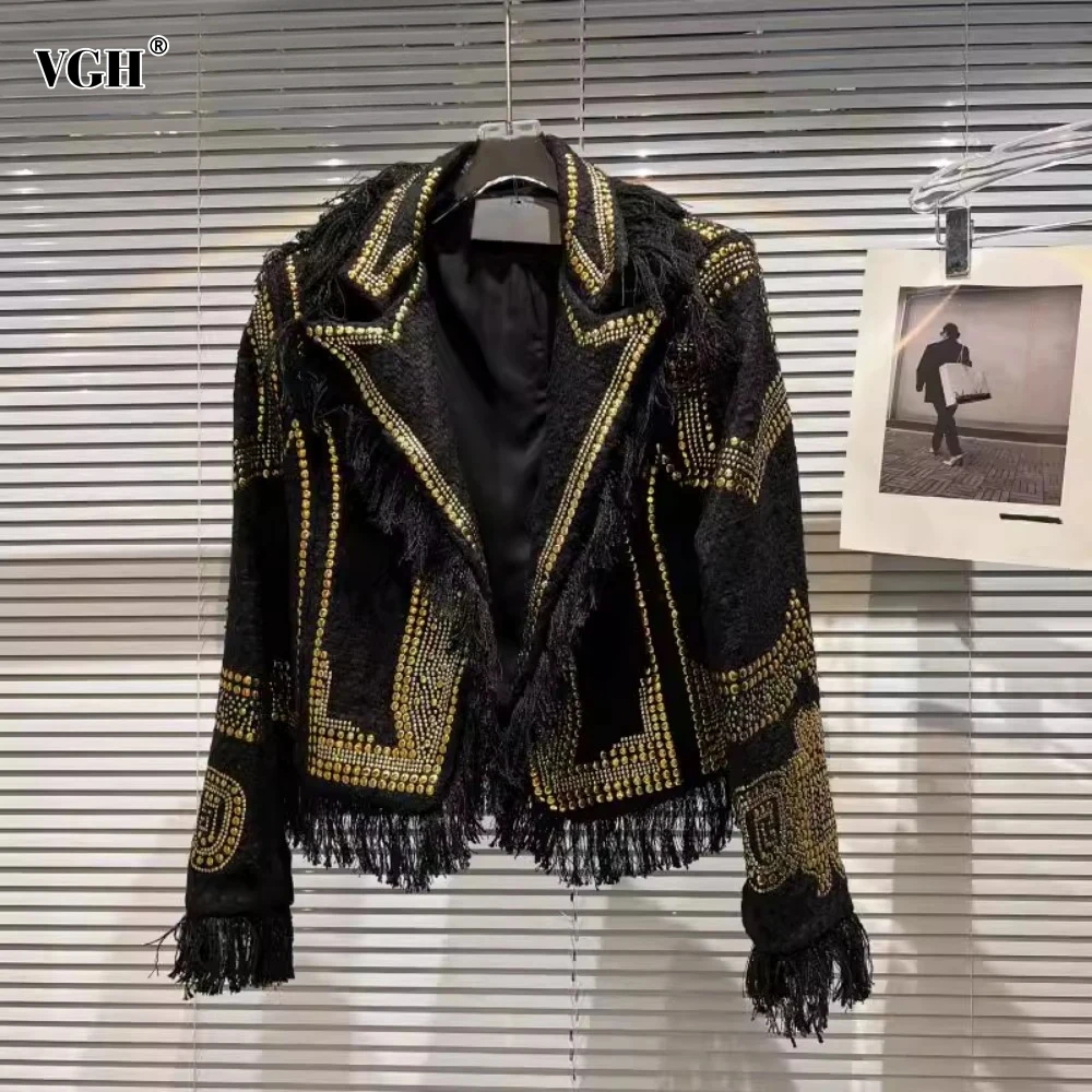 VGH Hit Color Spliced Tassel Jacket for Women Lapel Long Sleeve Patchwork Gold Sequins Chic Streetwear Coat Female Fashion Style
VGH Hit Color Spliced Tassel Jacket for Women Lapel Long Sleeve Patchwork Gold Sequins Chic Streetwear Coat Female Fashion Style