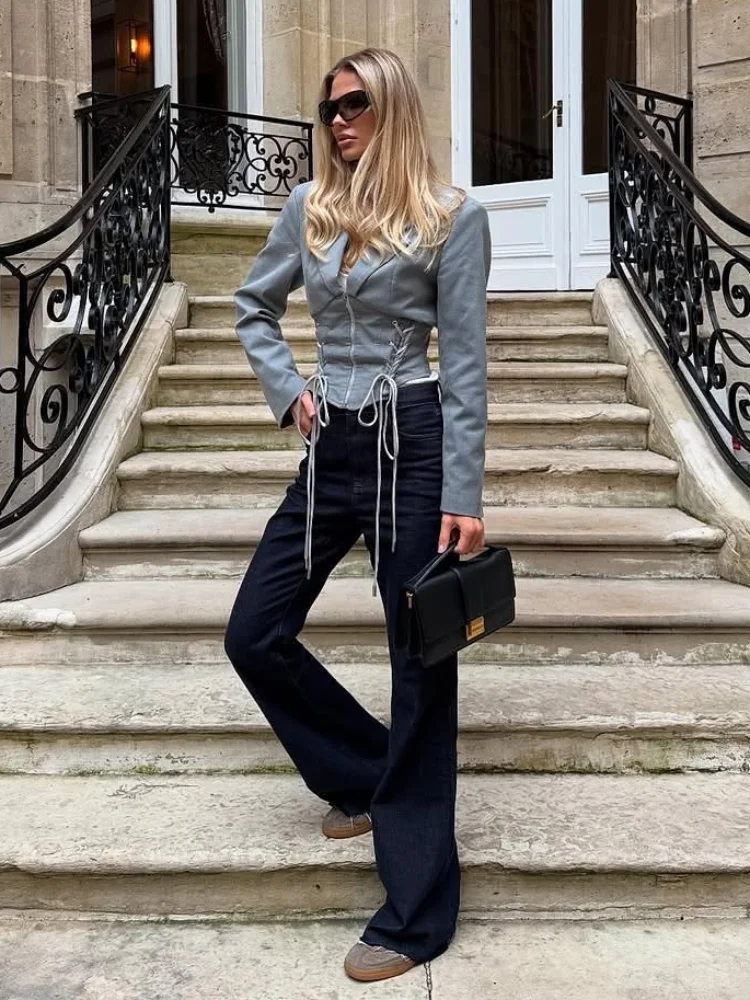 Lapel Long Sleeved Short Women Jacket Shorts Set Fashion Temperament Waist Seal Leace-up Short Jackets 2026 New Lady Clothing
Lapel Long Sleeved Short Women Jacket Shorts Set Fashion Temperament Waist Seal Leace-up Short Jackets 2026 New Lady Clothing