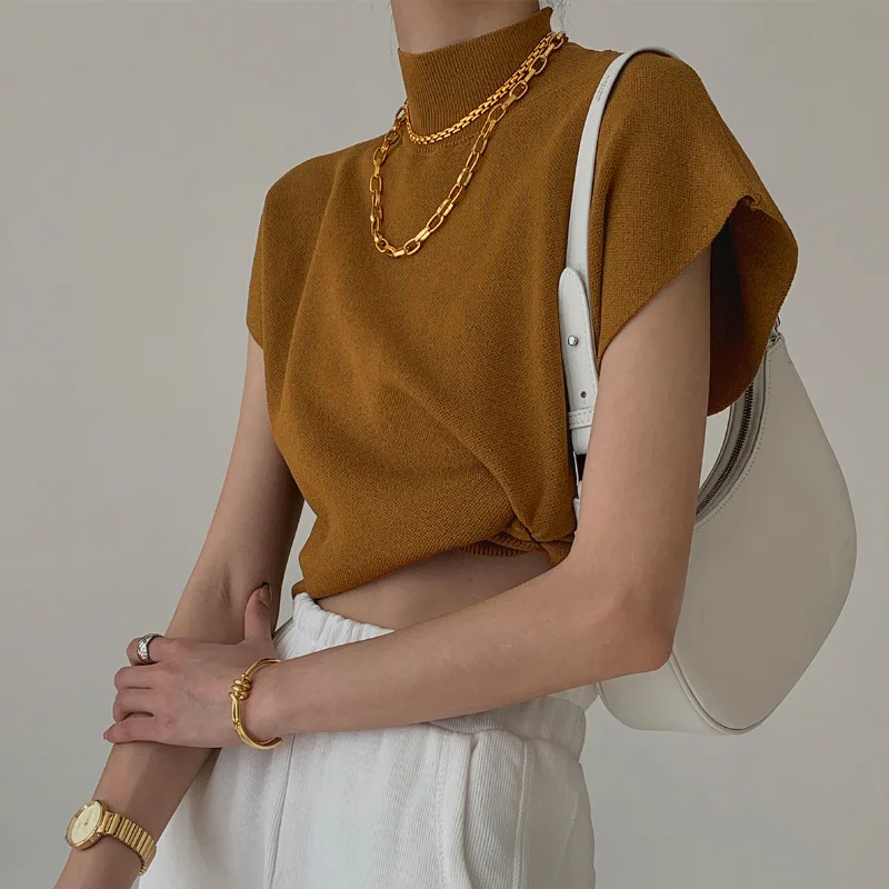 2024 Autumn New Top, Elegant Solid Color Half High Collar Shoulder Knitted Bat Sleeve Casual T-shirt, Vintage Maillard Colors
2024 Autumn New Top, Elegant Solid Color Half High Collar Shoulder Knitted Bat Sleeve Casual T-shirt, Vintage Maillard Colors