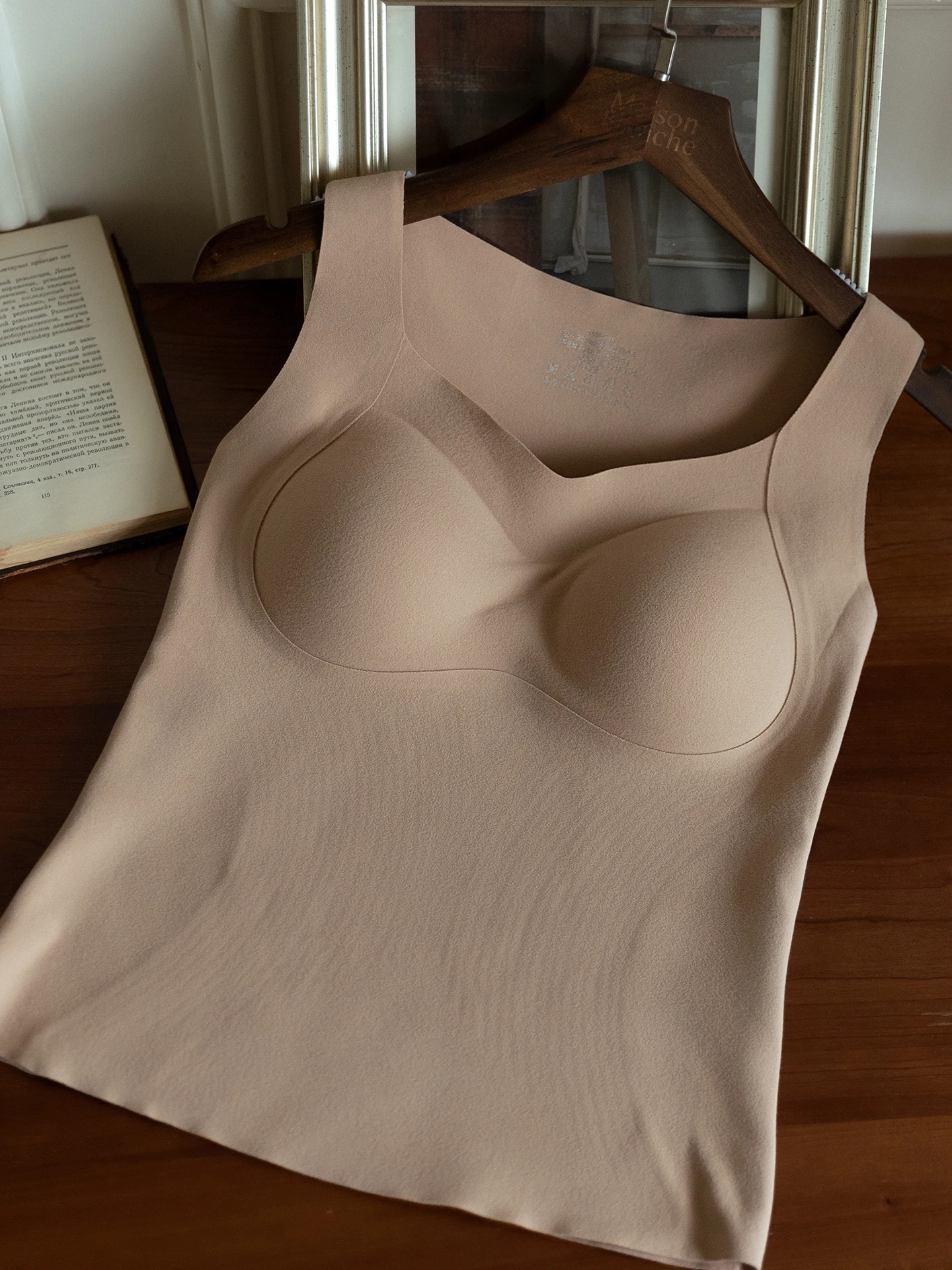 Fce Lined Sl Vest Inteated Warmth Base Layer Slim Fit Curves V Ne Home Wear for Ladies High Elastici Polyester
Fce Lined Sl Vest Inteated Warmth Base Layer Slim Fit Curves V Ne Home Wear for Ladies High Elastici Polyester