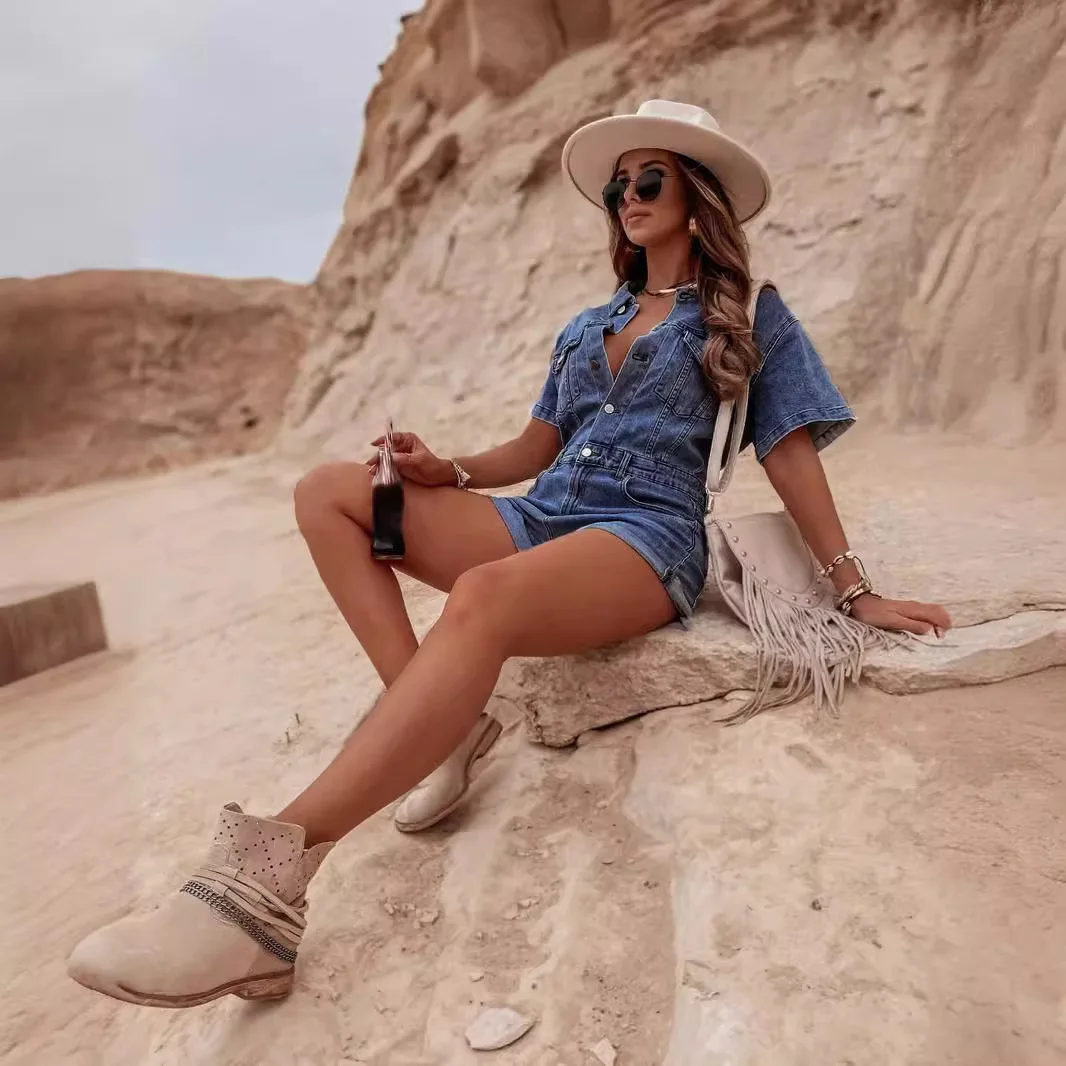 Woman High Waist Playsuits Pants Female American Fashion Jeans Girls Trashy Y2k 2000s Dark Blue Light Blue Baggy Denim Rompers
Woman High Waist Playsuits Pants Female American Fashion Jeans Girls Trashy Y2k 2000s Dark Blue Light Blue Baggy Denim Rompers