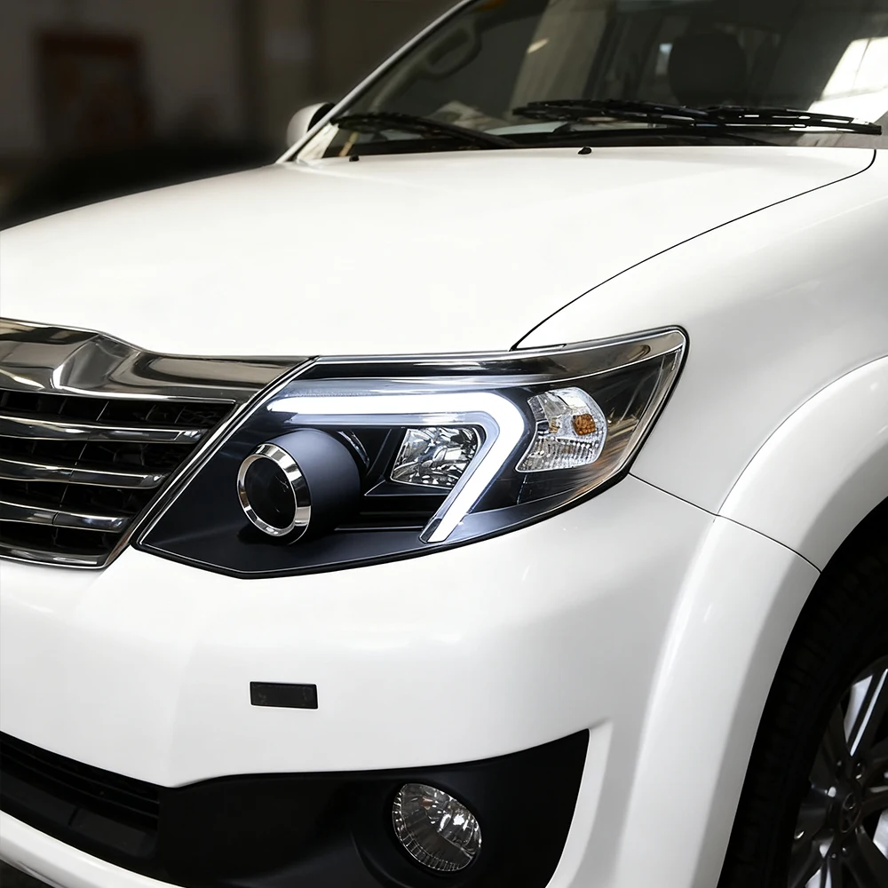 For Toyota Fortuner 2011-2015 Auto Headlight Assembly Upgrade High Quality Car LED Projector Lens Plug and Play Tool Accessories
For Toyota Fortuner 2011-2015 Auto Headlight Assembly Upgrade High Quality Car LED Projector Lens Plug and Play Tool Accessories