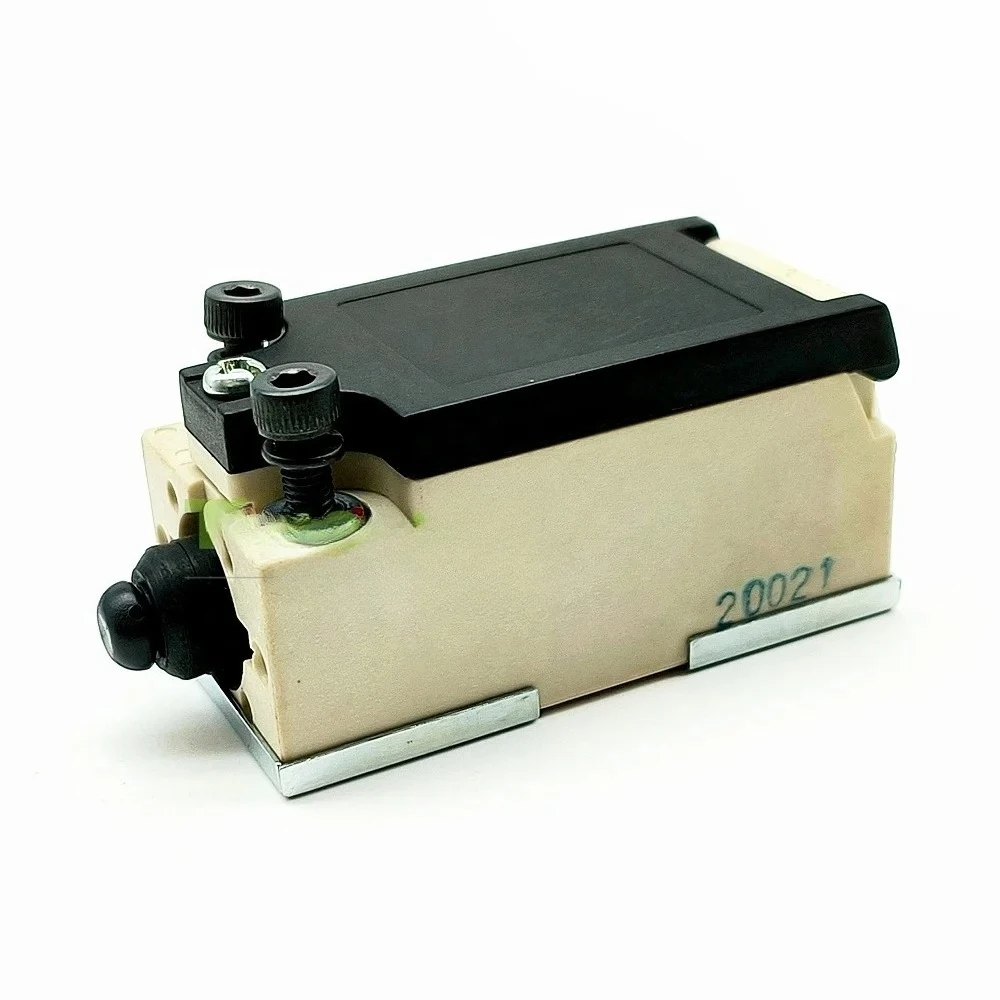 Punch Press Overload Pump Microswitch AT11-2-I-B
Punch Press Overload Pump Microswitch AT11-2-I-B