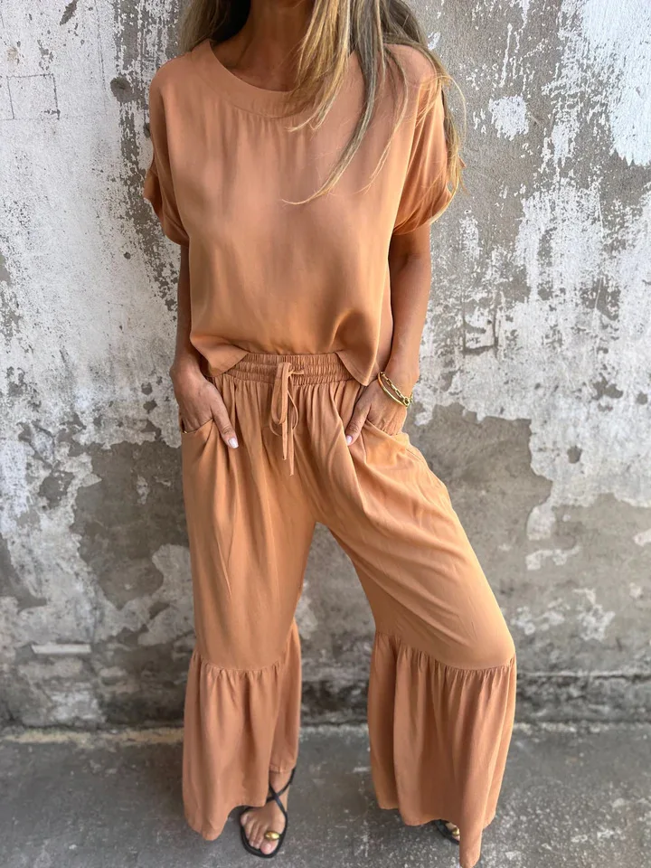Summer New 2 Piece Set Loose O-neck Short Sleeved Pullover Elastic Waist Lace Up Spliced trousers Suit Fashion Commuter Set 
Summer New 2 Piece Set Loose O-neck Short Sleeved Pullover Elastic Waist Lace Up Spliced trousers Suit Fashion Commuter Set