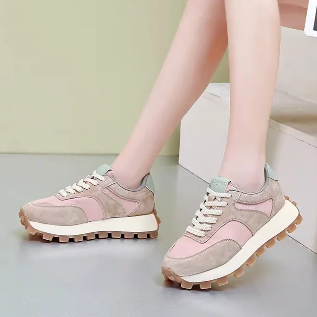 Women's Sporty Casual Shoes Thick Bottom Genuine Leather Retro Style Low Top round Toe Comfortable Walking Footwear
Women's Sporty Casual Shoes Thick Bottom Genuine Leather Retro Style Low Top round Toe Comfortable Walking Footwear