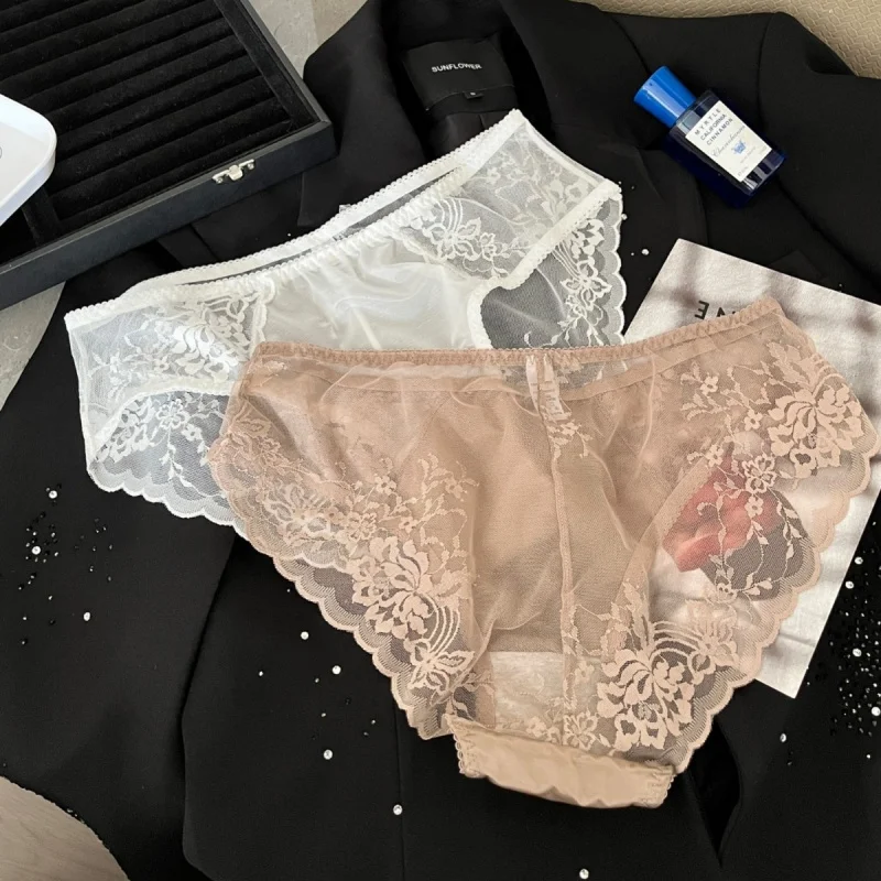 French-Style Vintage Lace Transparent Women'S Triangle Panties Breathable Skin-Friendlywavy Mid-Waist Semi-Transparent Panties
French-Style Vintage Lace Transparent Women'S Triangle Panties Breathable Skin-Friendlywavy Mid-Waist Semi-Transparent Panties