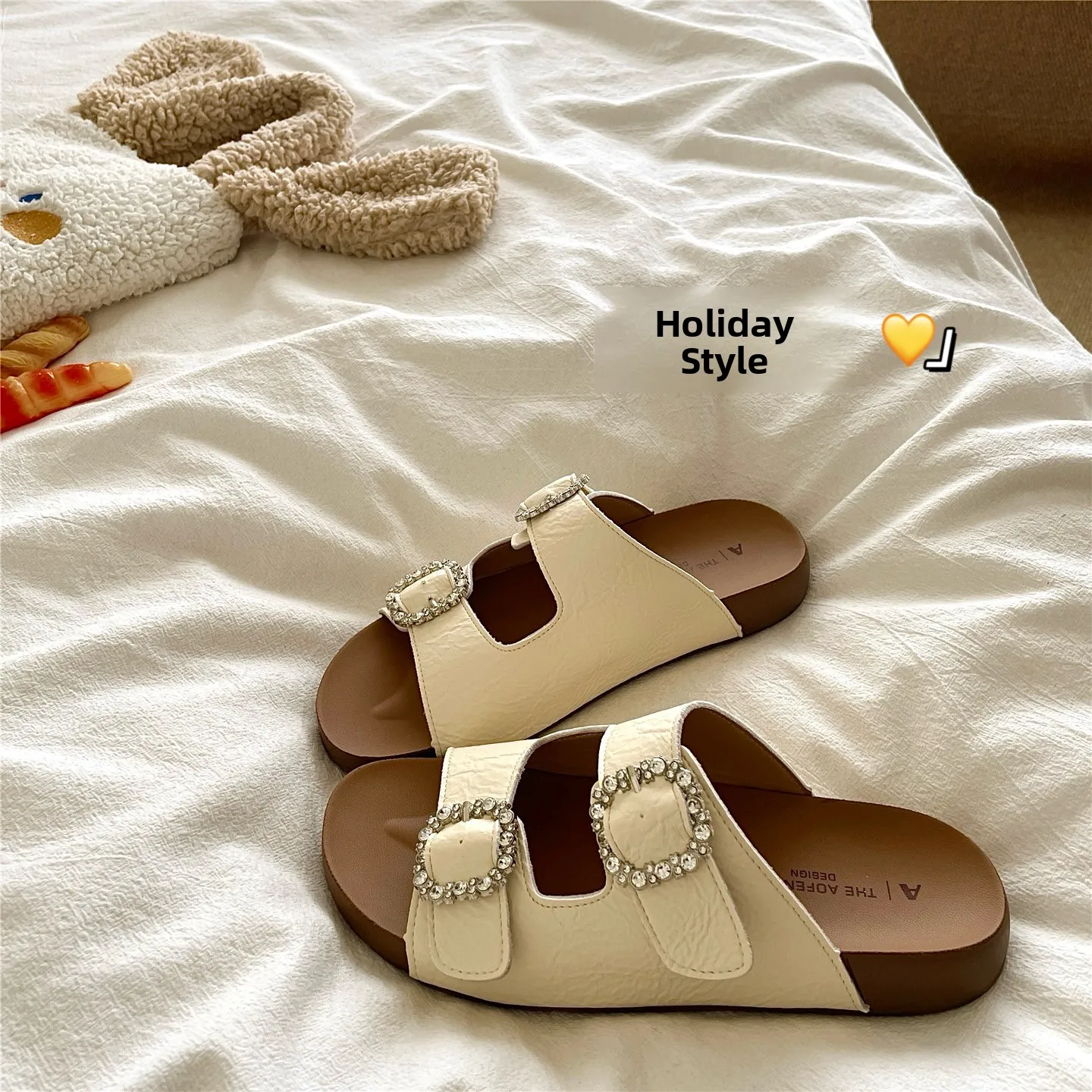 Romantic Water Diamond Women's Summer Slip-On Sandals Breathable Outdoor Wear round Head Thick Heel Comfortable Daily Shoes
Romantic Water Diamond Women's Summer Slip-On Sandals Breathable Outdoor Wear round Head Thick Heel Comfortable Daily Shoes