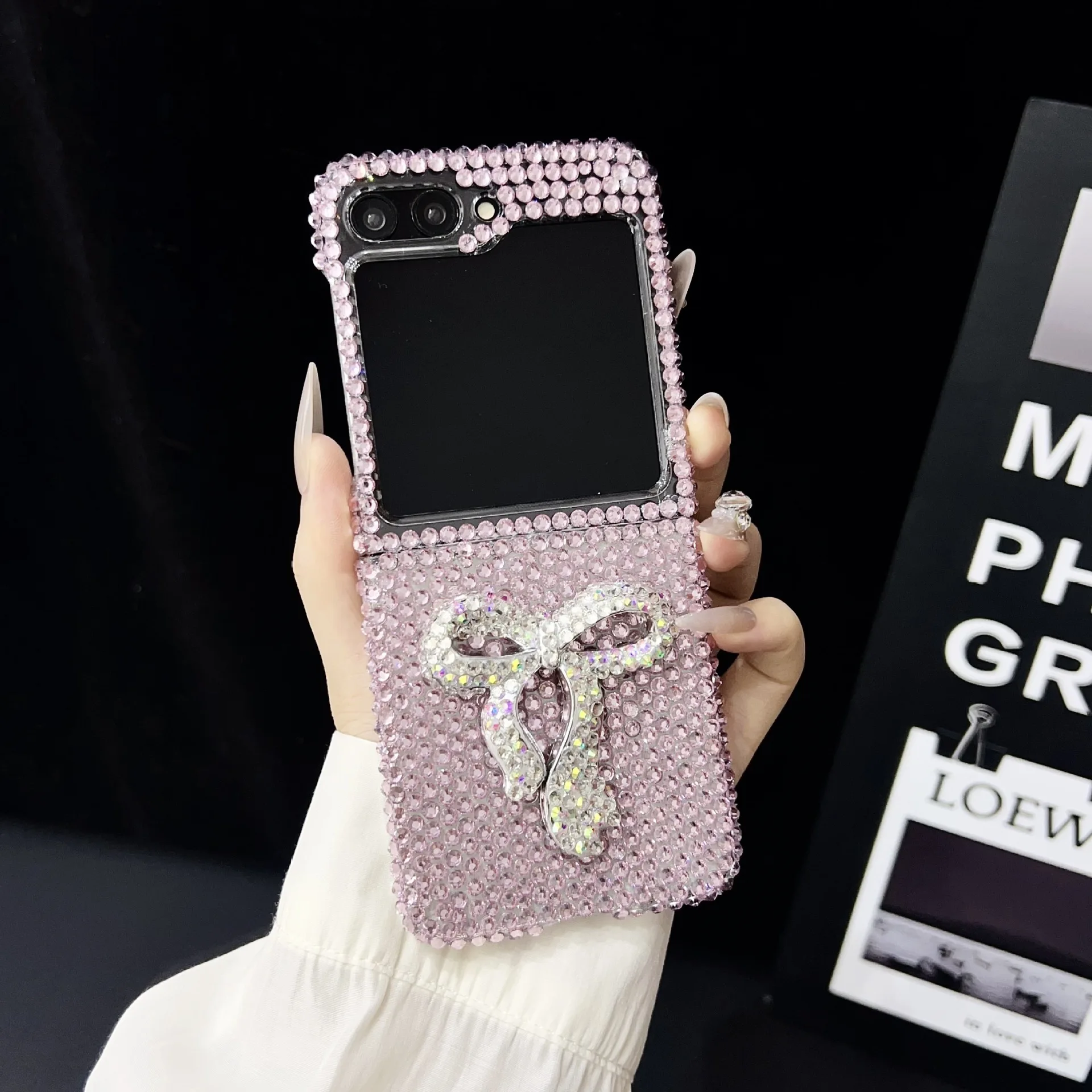 810A35 Phone Case For Samsung Galaxy Z Flip 7 6 5 4 Protective Back Cover For ZFlip5 ZFlip6 ZFlip7 Case Shell
810A35 Phone Case For Samsung Galaxy Z Flip 7 6 5 4 Protective Back Cover For ZFlip5 ZFlip6 ZFlip7 Case Shell