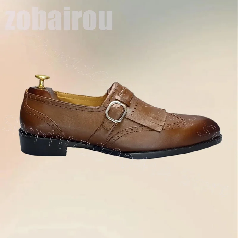 Brown Carving Design Tassels Buckle Loafers Fashion Slip On Men Shoes Luxurious Handmade Party Banquet Dating Men Dress Shoes
Brown Carving Design Tassels Buckle Loafers Fashion Slip On Men Shoes Luxurious Handmade Party Banquet Dating Men Dress Shoes